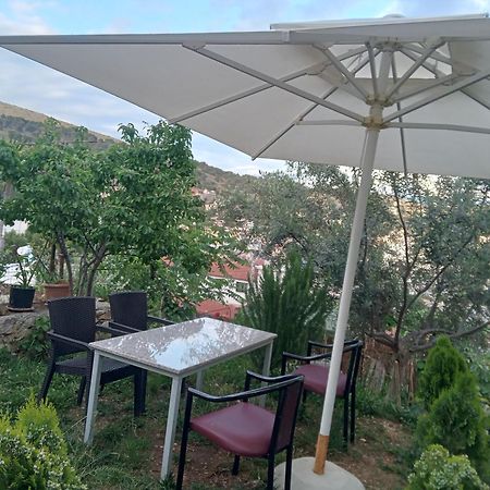 Vjollca'S Home Sarande Exterior photo