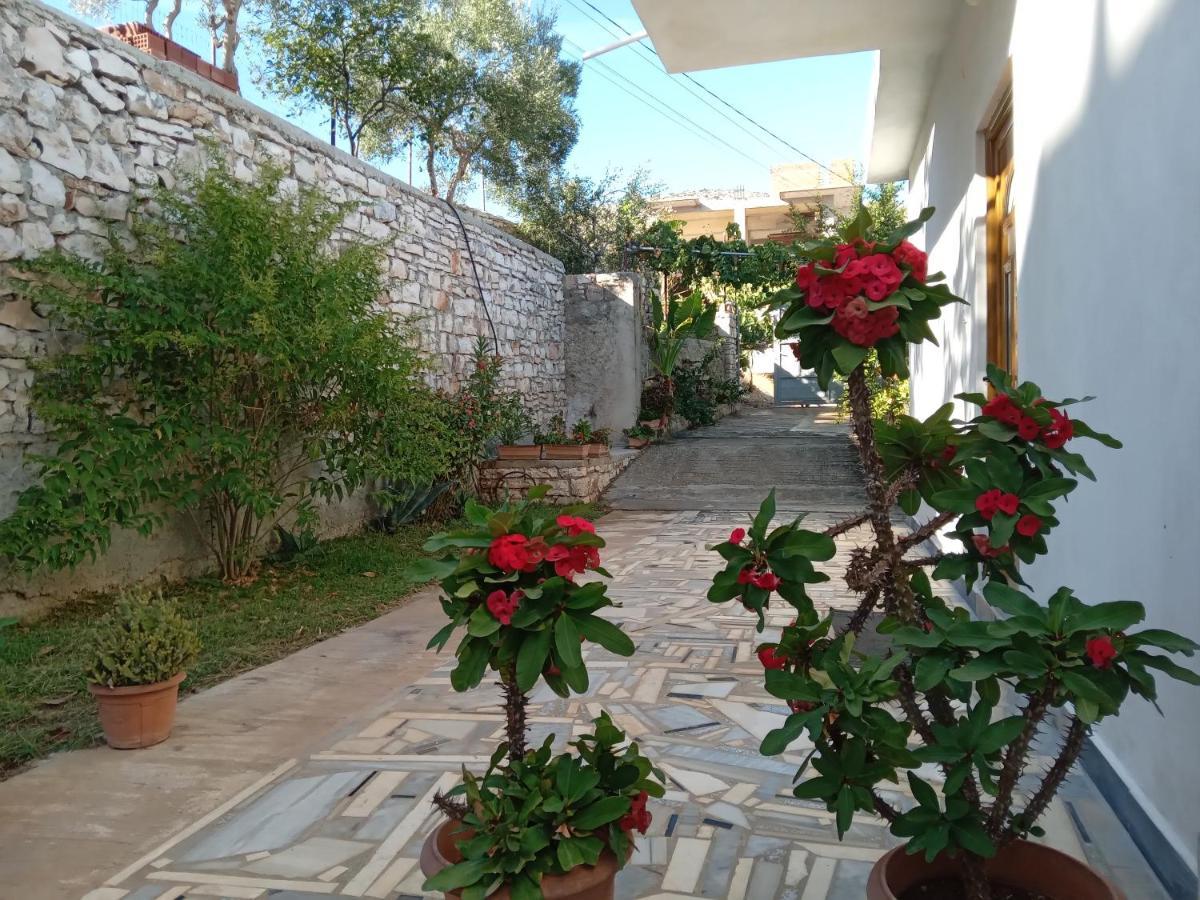 Vjollca'S Home Sarande Exterior photo