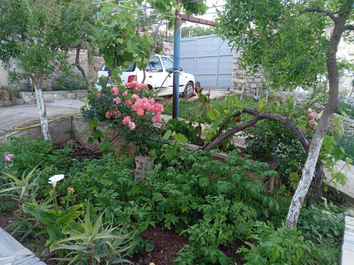 Vjollca'S Home Sarande Exterior photo